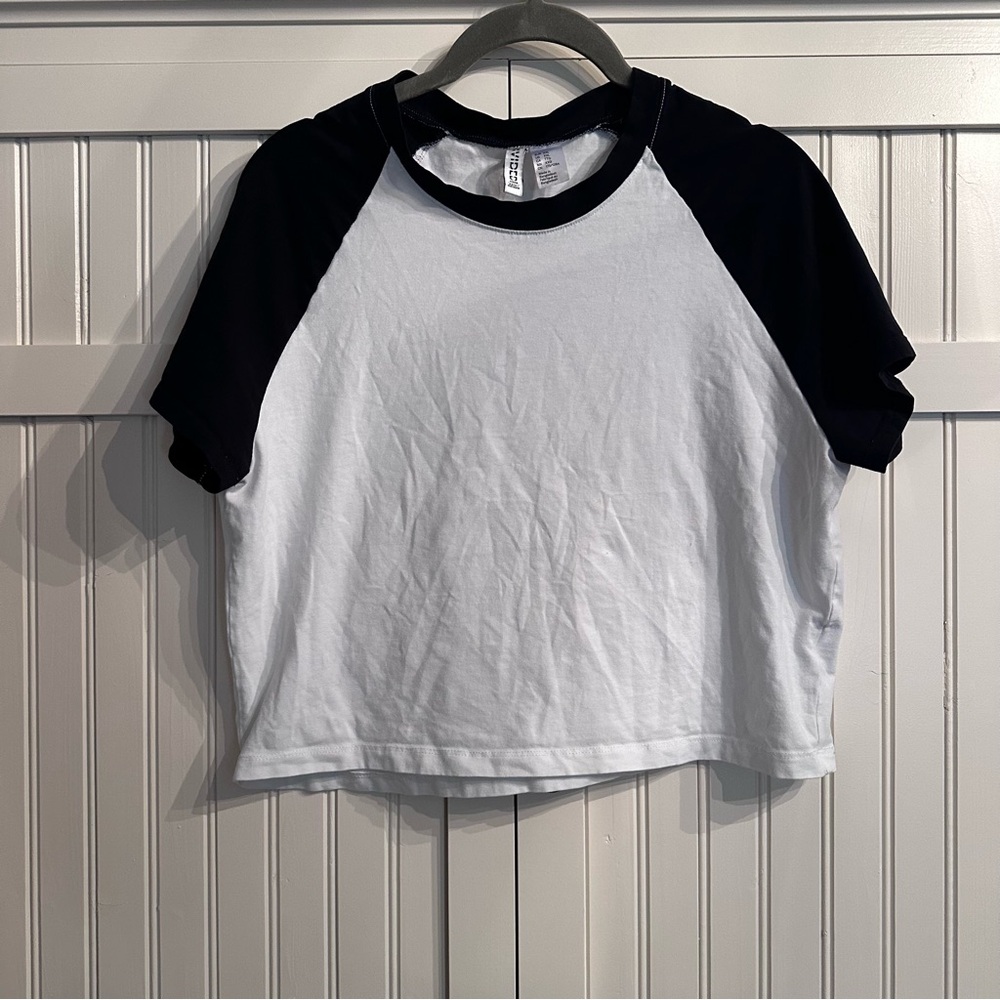H&M Divided Black & White Raglan Crop Top Baby Tee - Size XXL